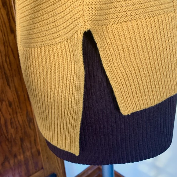Rachel Zoe Rib Knit Sweater - High Low V-Neck - Mustard Yellow - Sz L - Picture 5 of 10